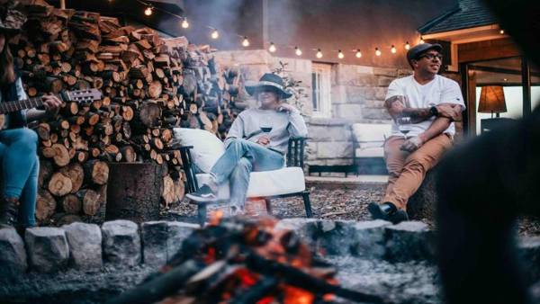 La Cascada Casa Patagónica by DON