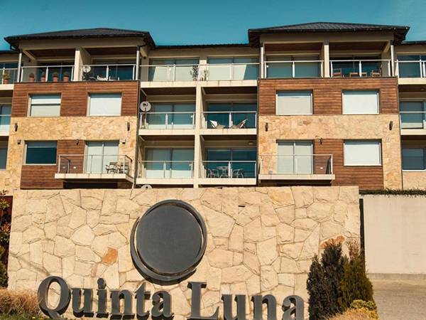 Quintaluna Piscina Playa y Montaña