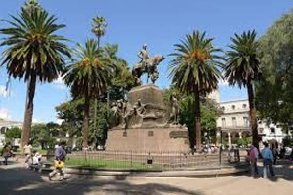 CASA CON IMPRESIONANTE VISTA!