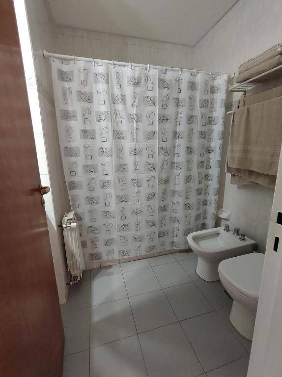 DEPARTAMENTO EN MICROCENTRO CON COCHERA