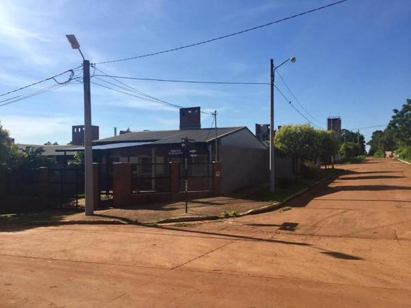 Casa con Garage Puerto Iguazú zona residencial