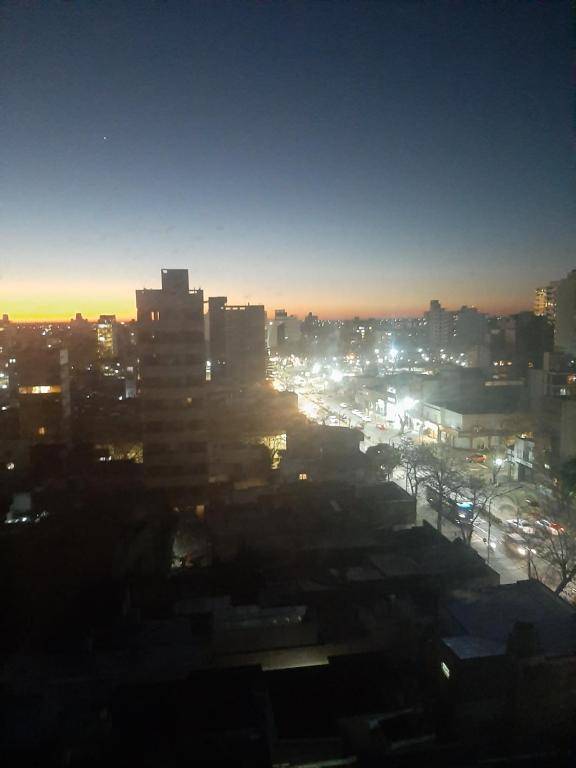 Excelente semipiso centro con servicios by Lofter