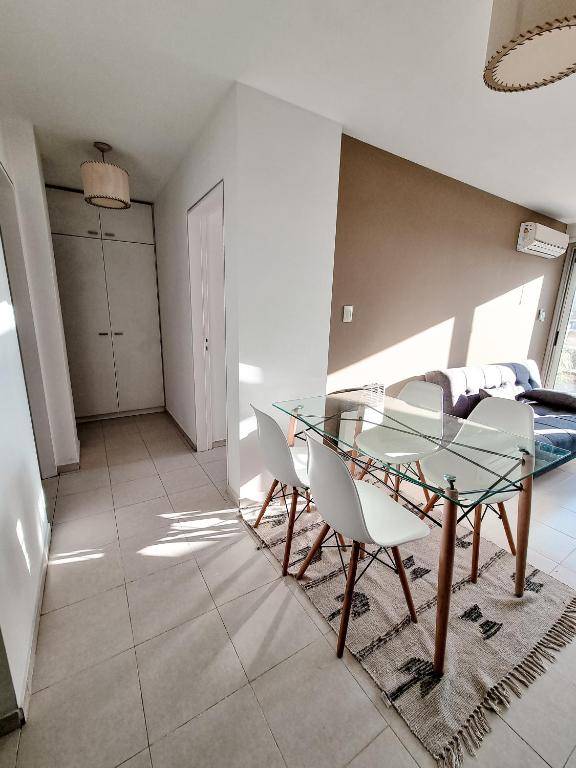 DPTO C/PILE ASADOR QUINCHO - VISTA A LAS SIERRAS