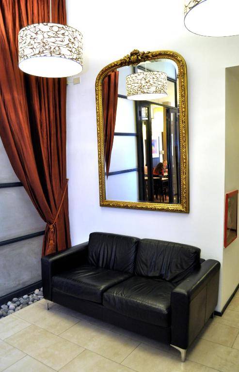 Hotel UTHGRA de las Luces