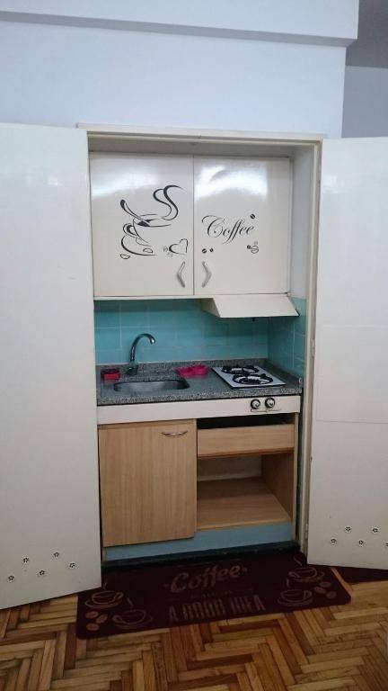 Castex y Salguero Palermo Chico a 100 del Mater dei 10 ' de Aeroparque