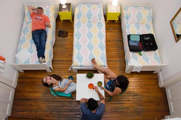 LOPEZ Hostel & Suites