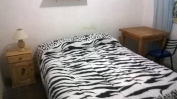 Habitac Indiv Casa de Familia Flores