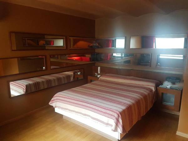 Uman Hotel Alojamiento