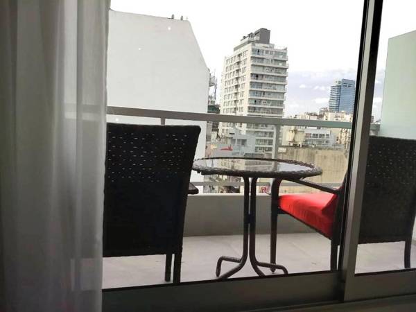 Independencia 1302 6E by HB