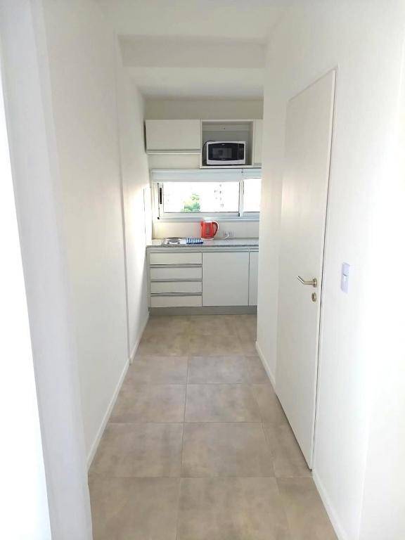 Independencia 1302 10A by HB