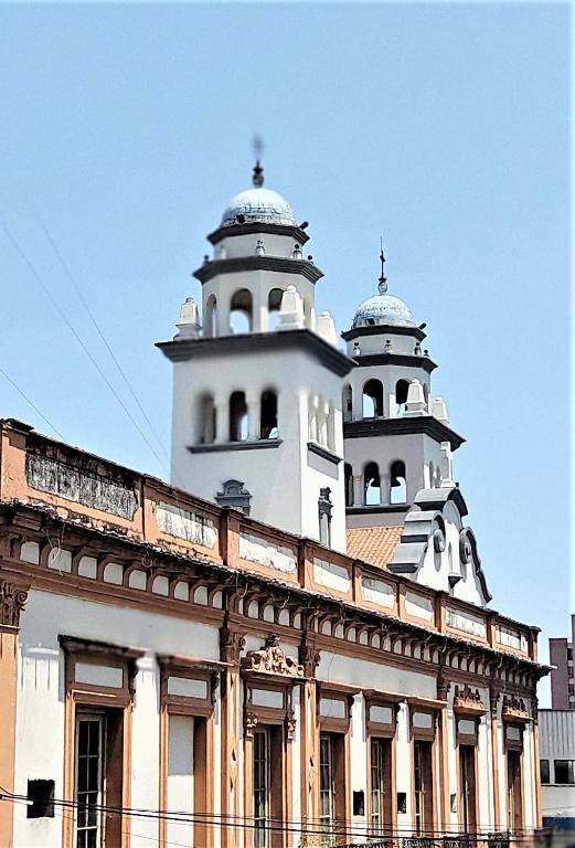 Rent for Days III - Mono Plaza