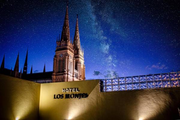 Los Monjes Hotel