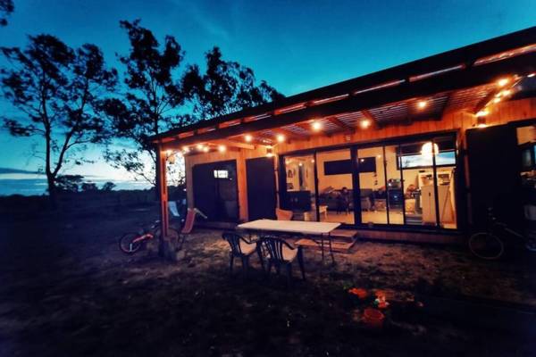Finca Ruíz tiny house moderna prox. a Carlos Keen