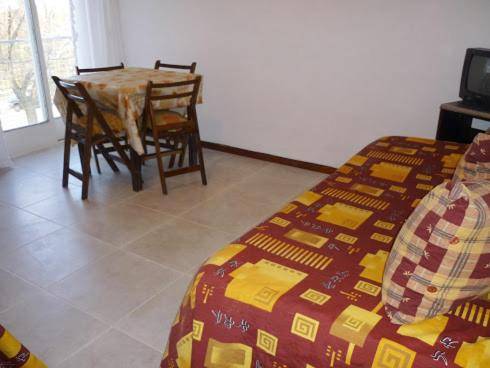 Departamento 2ambientes p mogotes solo familia