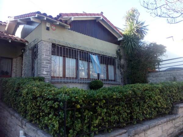 Alojamientos Los Troncos Alvarado