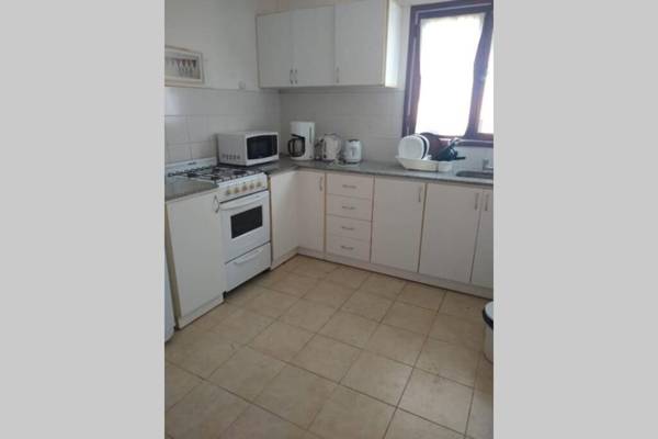 Amplio duplex a 400 metros de la playa