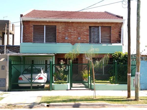 Departamento en Luis Guillon