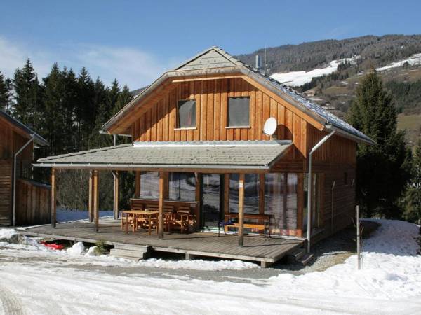 Appealing Holiday Home in Sankt Georgen ob Murau with Sauna