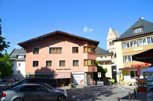 Neue Post - Apartments