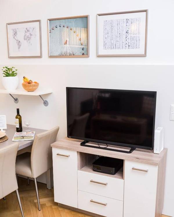 Kaiser Loft by ichbucheAT