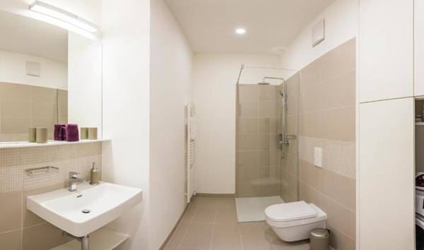 Luxus Maisonette Liechtenstein by ichbucheAT