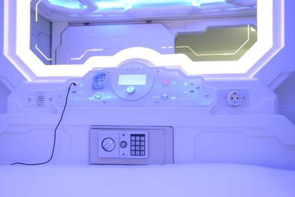 Space Home Hostel - Inner City