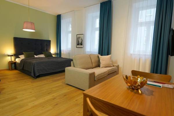 Jimmy's Apartments Dandelion