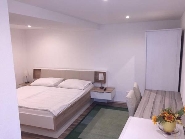 Sun and See Apartments