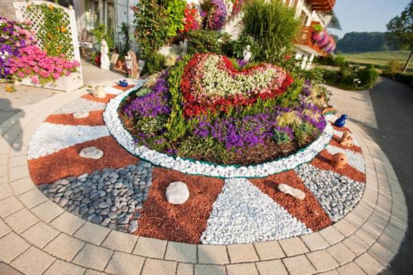 Pension Drei-Mäderl-Haus