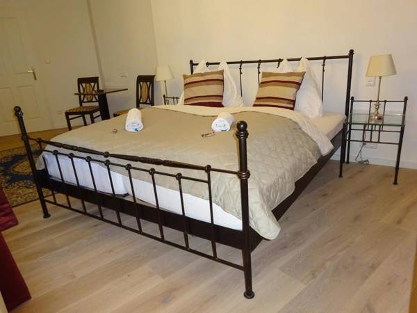 Hotel Widhof - Check-in im Hotel Nibelungenhof