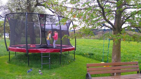 Familienbauernhof Strassbauer