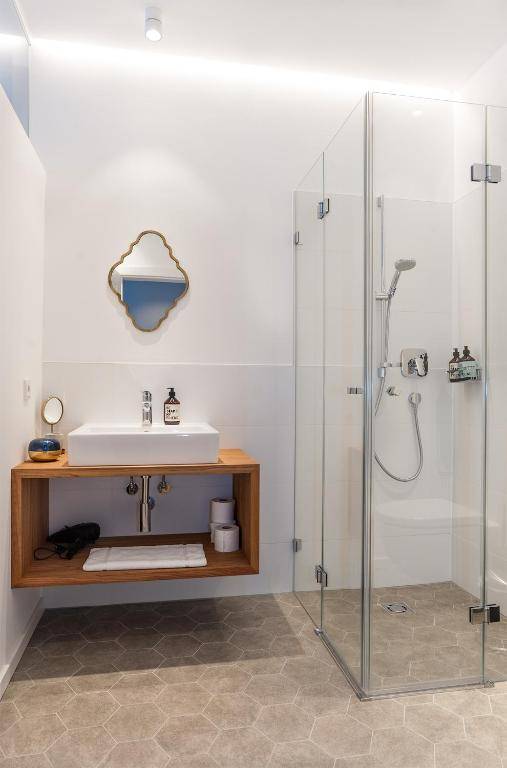 numa I Nora Apartments