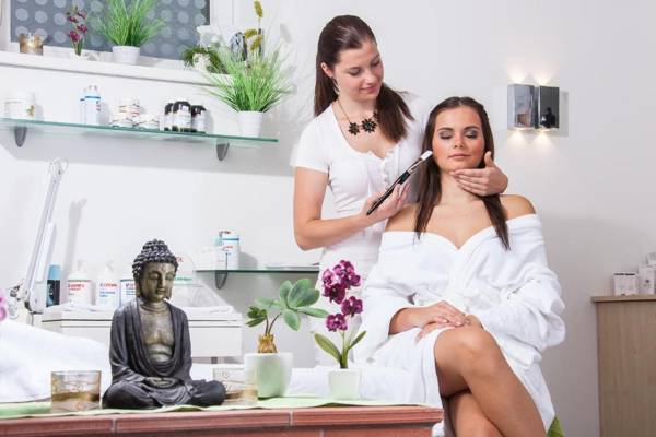 Das AHT ALPINES LIFESTYLEHOTEL ADULTS ONLY ALPENHOTEL TYROL