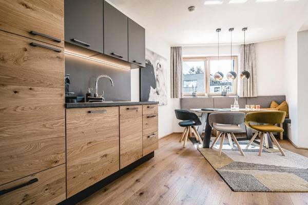 Cabin8 Alpine Flair Apartments