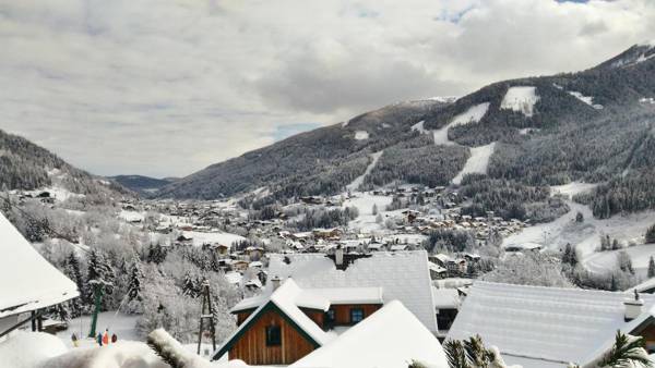 SKI-TO-DOOR Sonnwiese