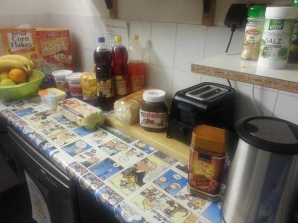 SnowBunnys BackPackers Hostel