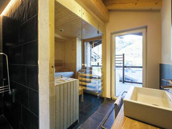 Lush Apartment in Kaprun with Sauna Hot Tub & Views