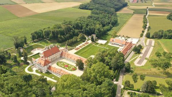 Schloss Thalheim