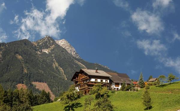 Hotel Sonnfeld