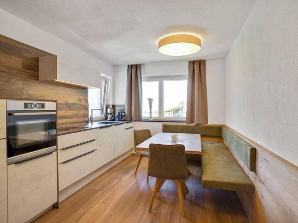 Inviting Apartment in Hart im Zillertal with Parking