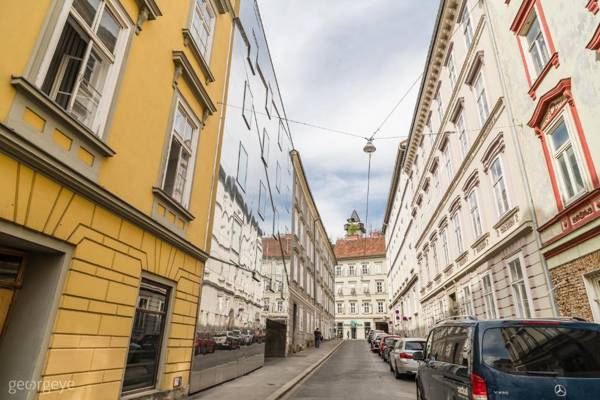 Zum Grazer Uhrturm by ichbucheAT