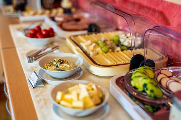 Weingut-Gästehaus Birnstingl