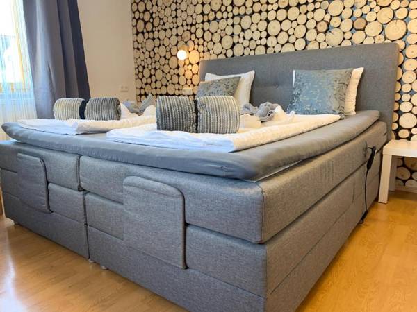 Gasthaus & Hotel Backhendlstation