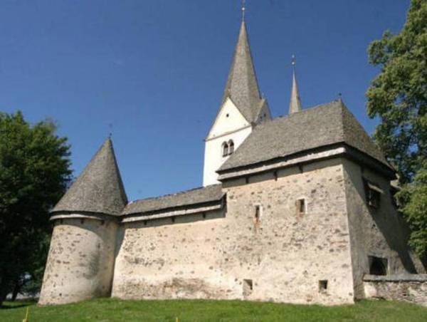 Cozy Holiday Home in Diex with Sauna