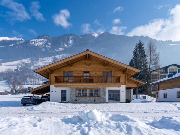 Charming Chalet in Bad Hofgastein with Sauna
