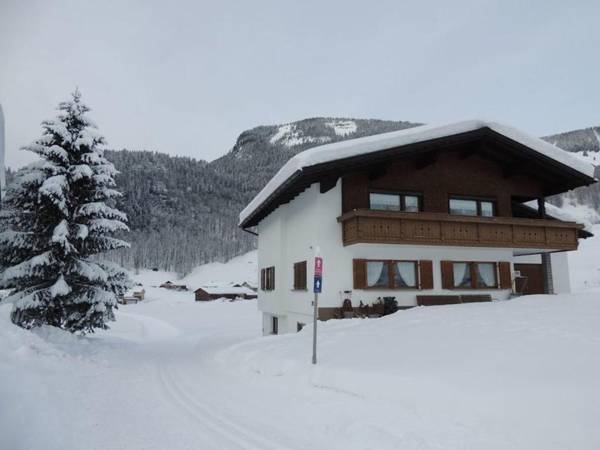Haus Bergfrieden