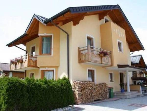 Modern Apartment near Ski Area in Salzburger