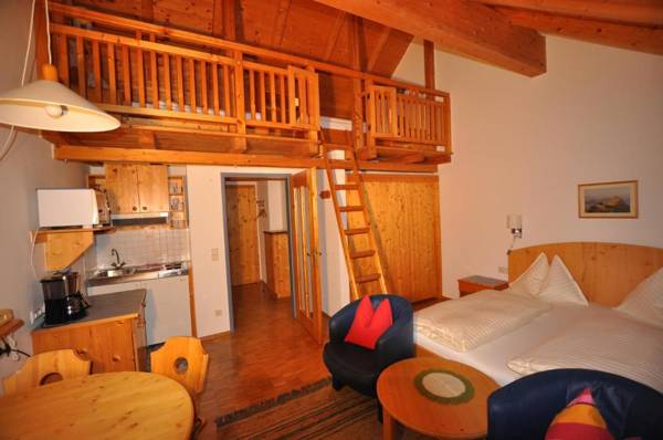 Ferienwohnungen Knaller-Möd