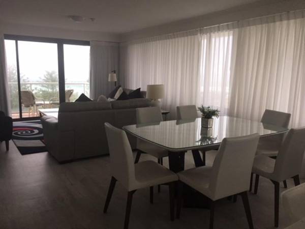 South Pacific Plaza - Official