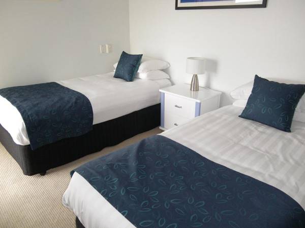 Pacific Surf Absolute Beachfront Apartments